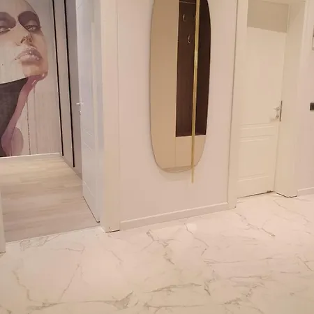 Lemon Luxury * Mamaia